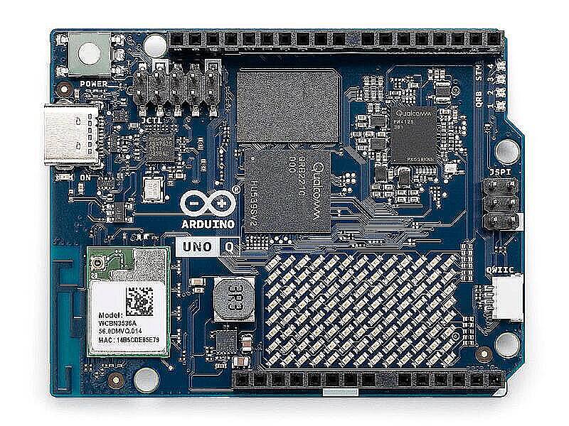 Arduino UNO Q 2GB Geliştirme Kartı - Qualcomm Dragonwing QRB2210 - 16GB eMMC - 2